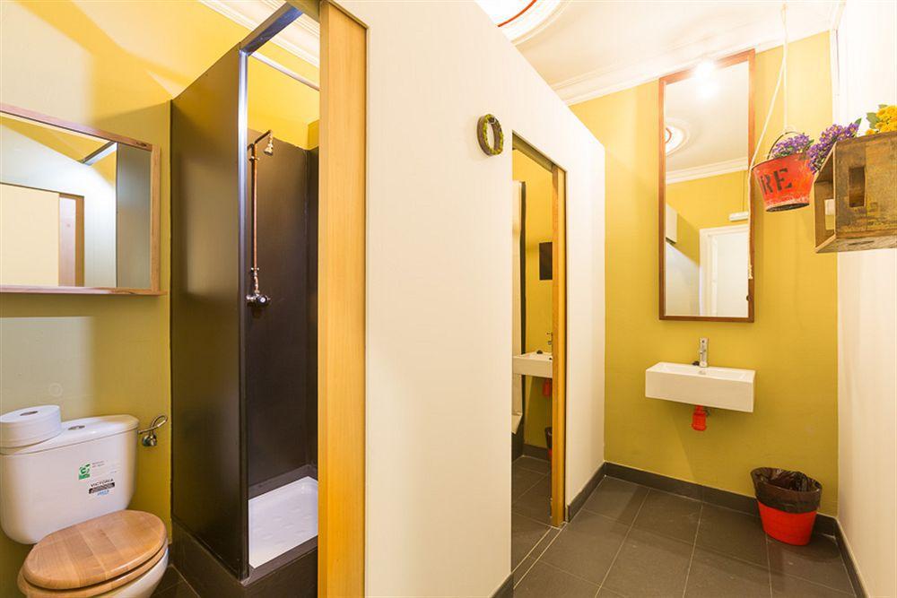 Hip Hostel Barcellona Esterno foto